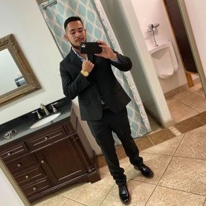 Meet your Posher, Gerardo